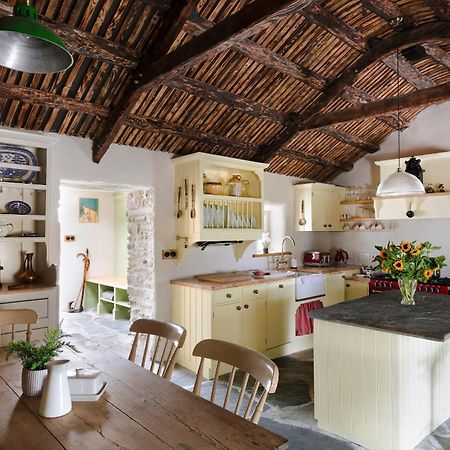Secluded Thatched Cottage, Near Beaches & Hill Walking Rashenny Luaran gambar