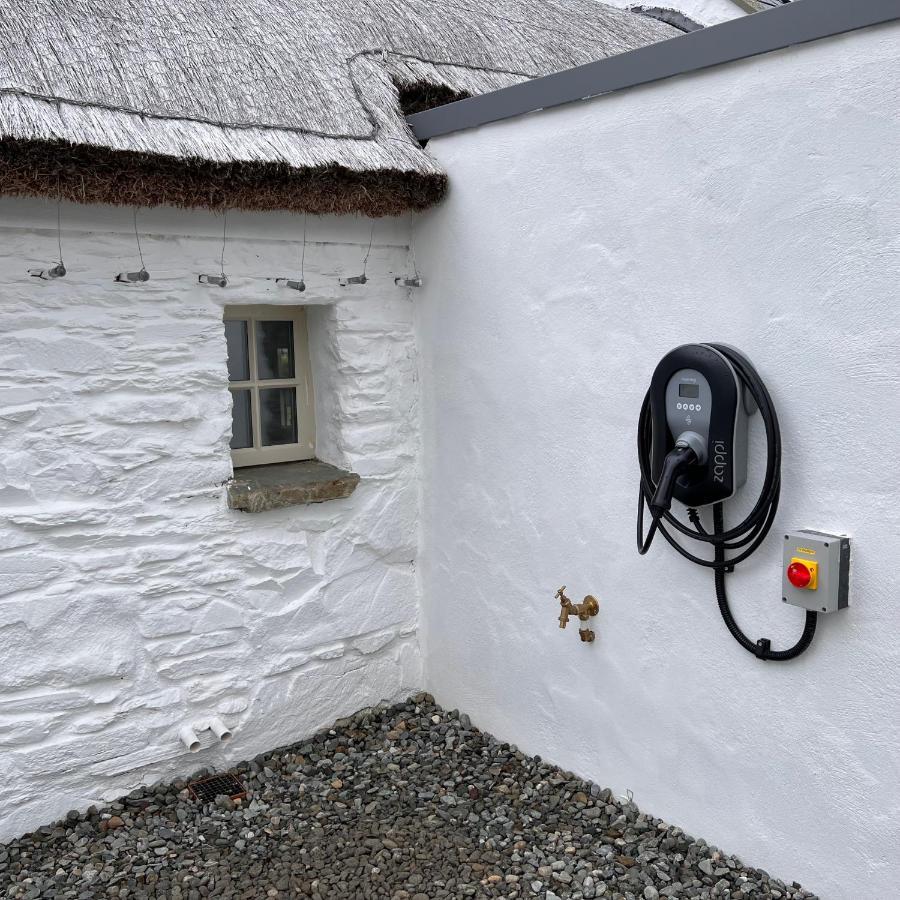Secluded Thatched Cottage, Near Beaches & Hill Walking Rashenny Luaran gambar