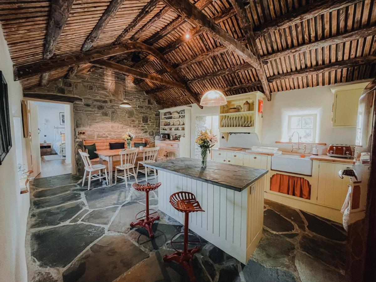 Secluded Thatched Cottage, Near Beaches & Hill Walking Rashenny Luaran gambar